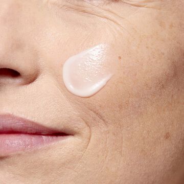 Nutri-Lumière Day Emulsion