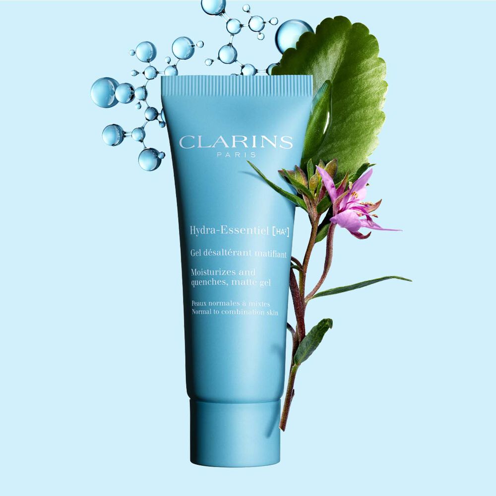 Bilde som viser Clarins Hydra-Essentiel Matte Gel, en ansiktsgel for bruk om dagen beriket med hyaluronsyre som tilfører fuktighet og matter ned.
