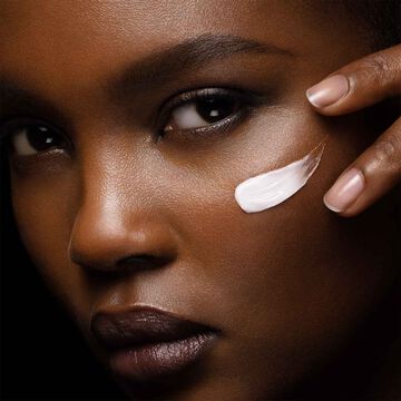 Precious La Crème - Age-Defying Moisturiser