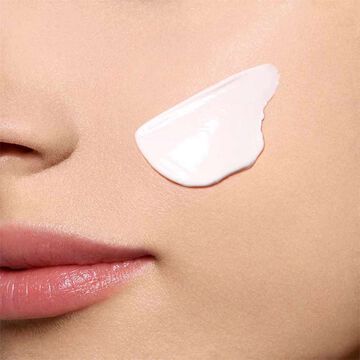 Multi-Active Smoothing Day Cream SPF 15