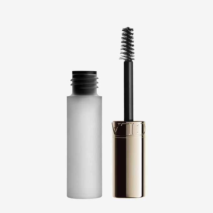 Packshot av Clarins Clear Brow Gel, designet for &aring; forme, l&oslash;fte og fiksere bryn for et velpleid, naturlig og langvarig hold.