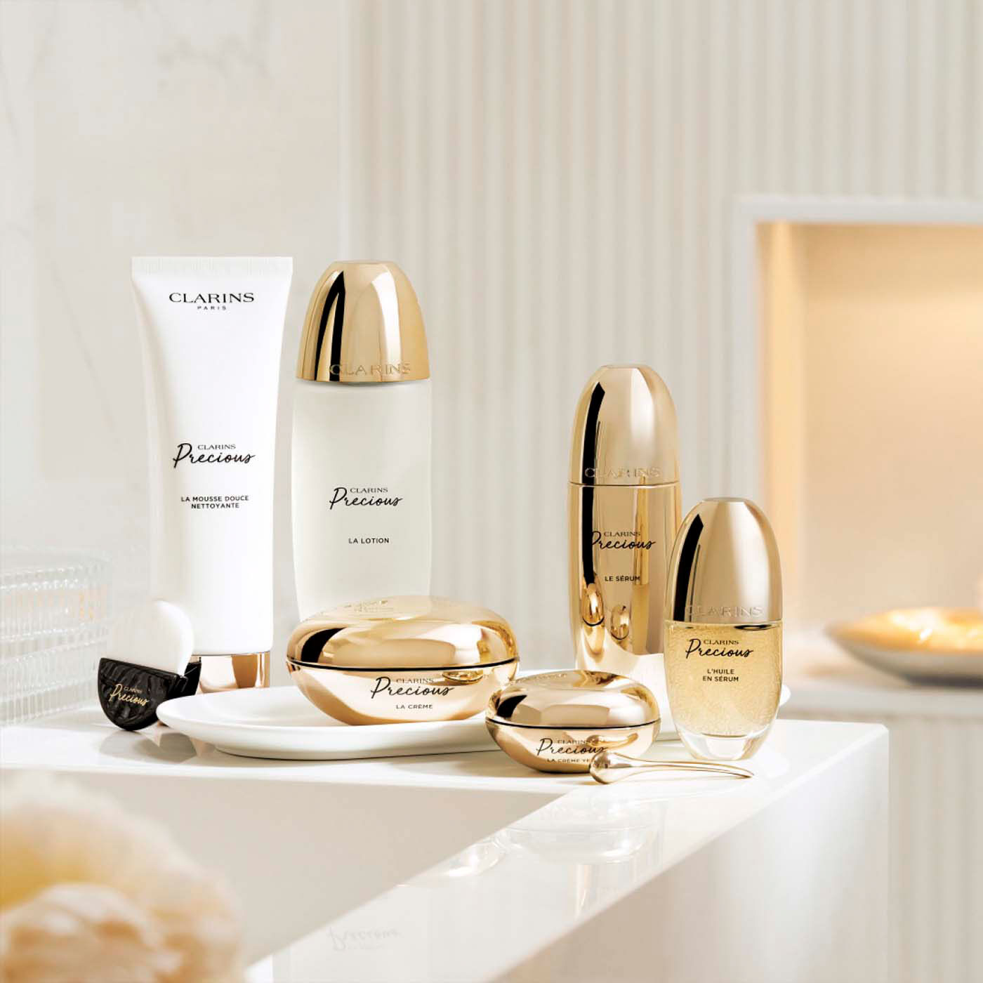 Precious Le Sérum - Age-Defying Serum | CLARINS®