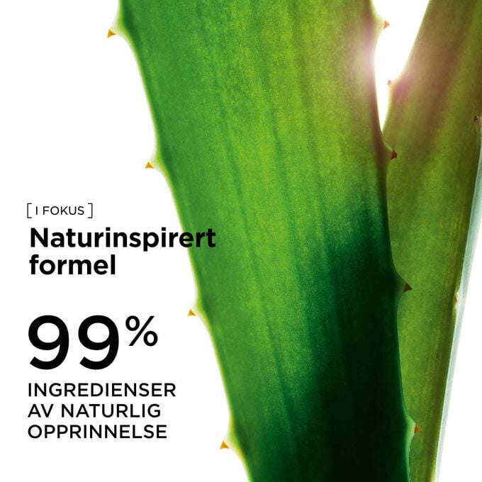 Formel med ingredienser av naturlig opprinnelse i Self Tanning Glow Concentrate for ansikt.