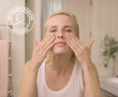 How to apply V-Facial Intensive Wrap